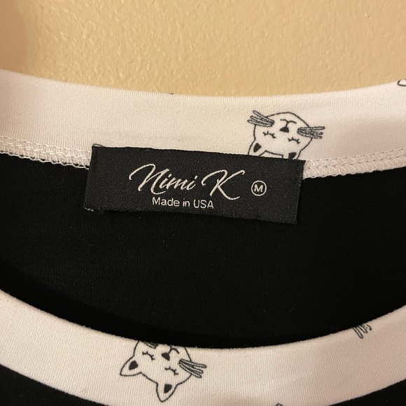 Nimi K Black and White Cat Shirt Size Medium in Excellent Condition - Picture 2 of 6
